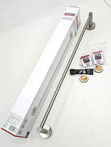 tesa NOOBLESSE Handtuchstange 40485 Edelstahl 630 mm Wandmontage ohne bohren