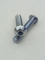 52025_8.jpg 52025_8.jpg