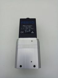 52085_9.jpg 52085_9.jpg