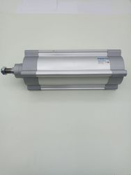 52128_8.jpg 52128_8.jpg