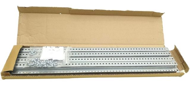 19x Rittal TS 4598.000 Montageschienen mit Montageteilen