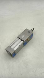 52968_5.jpg 52968_5.jpg