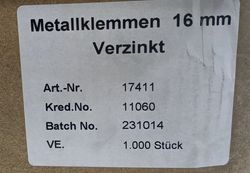 Bild 3 Metallklemme Ø 16 mm verzinkter Stahl Detailaufnahme Oberfläche