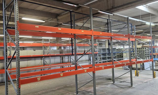 AR Racking Palettenregal 8,10 Meter Schwerlastregal Höhe 3500 mm 3 Ebenen