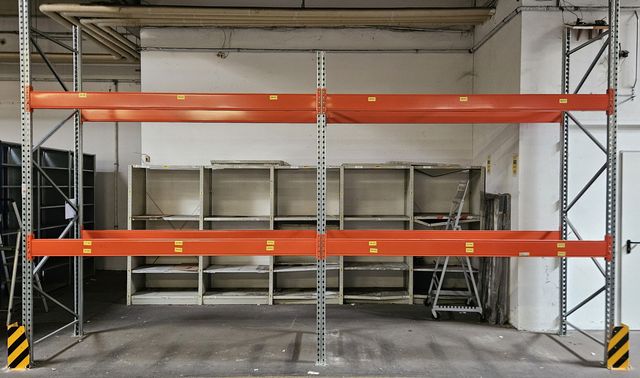 AR Racking Palettenregal 5,50 Meter Schwerlastregal Höhe 3000 mm 3 Ebenen