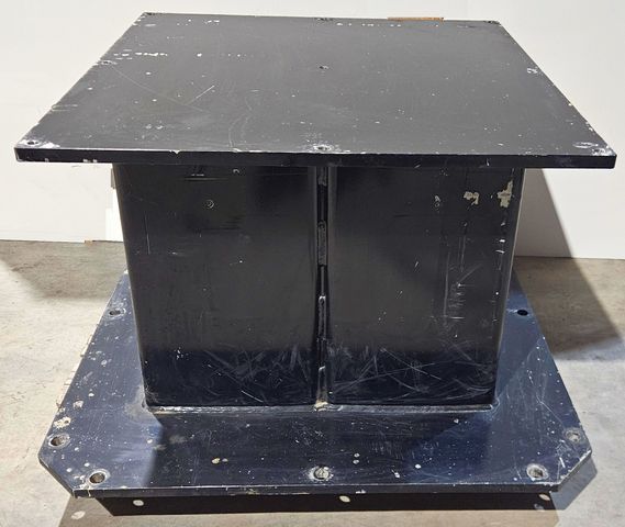 Fanuc Roboter-Podest Robotersockel Höhe 700 mm Montagesockel 