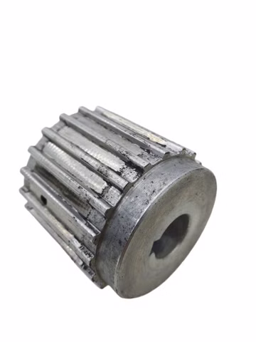 Low price https://www.z24.de/a/40144-zahnscheiben-t5?zaehnezahl=25&riemenbreite=10&bohrung=1&vorbohrungspannsatz=1&quantity=1 Zahnriemenscheibe 21,39MM