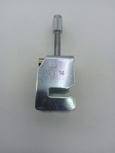 57461