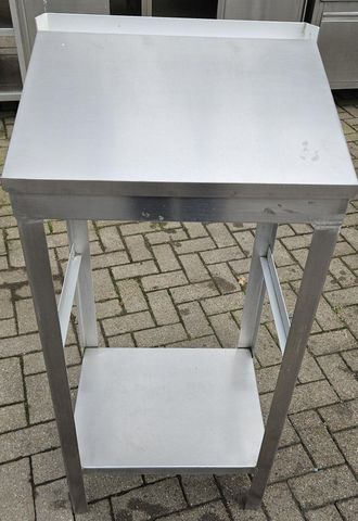 Edelstahl Stehpult Pult mit Grundboden Staufach und Rutschkante