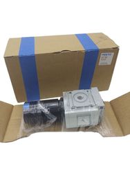 58585_7.jpg 58585_7.jpg