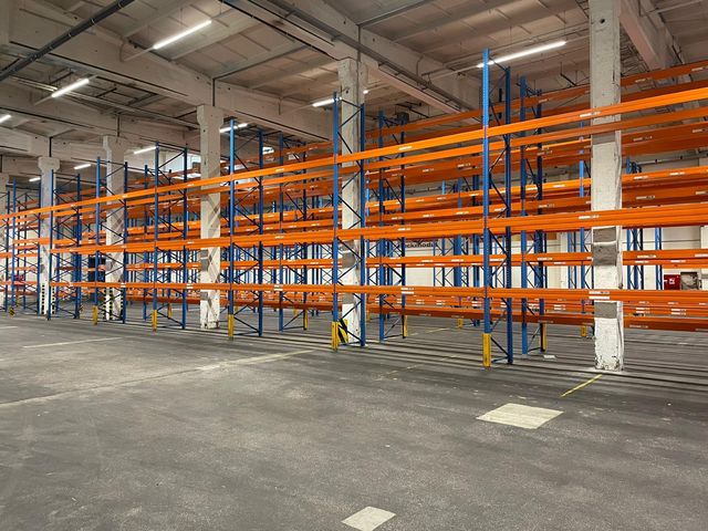 Stow Pal Rack Palettenregal 6 m hoch 1,1 m tief 3,6 m breit Schwerlastregal