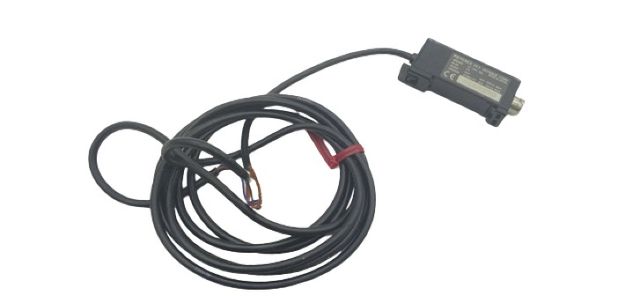 Keyence 0164298 FS2-60P Faserverstärker Sensor 12-24V DC