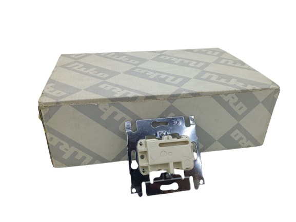 6x Niko 07-015-01 Unterputz-Zweikreisschalter 10 A 250V