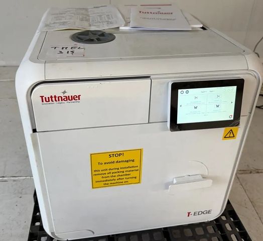 Tuttnauer T-Edge 10-W Tischautoklav Zahnautoklav Autoklav 23 Liter 245 Zyklen