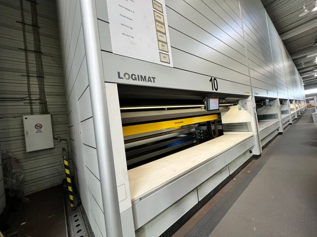 SSI Schäfer automatischer vertikaler Lagerlift SSI Logimat Typ SLL 45 Tabletts