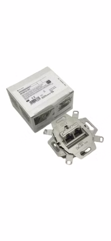 Busch Jäger 0218/12-101 UAE-Anschlussdose RJ45 Cat. 6a ISO
