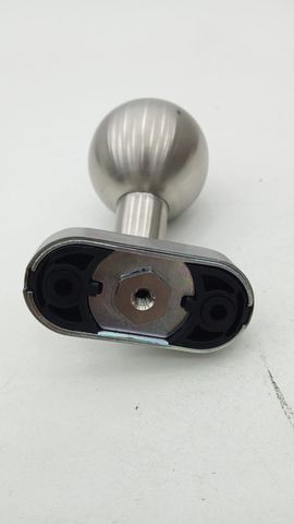 Türknauf Auf Ovaler Rosette Aus Edelstahl Kugelförmiger