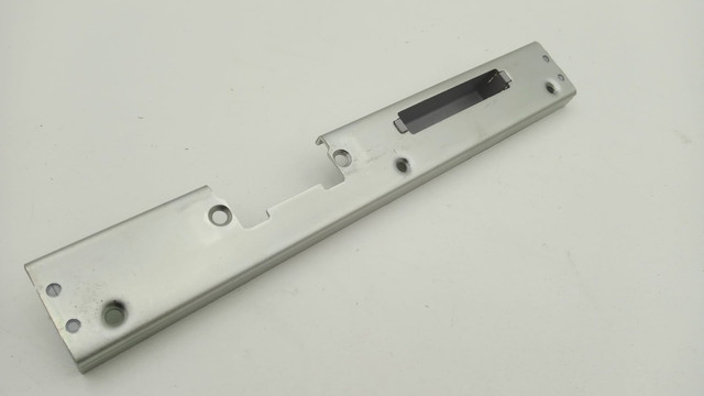 779703 AS 800-026-84 Haustür Schließblech