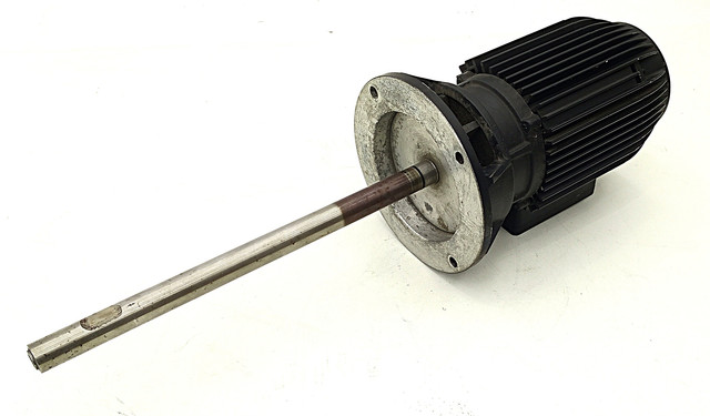 AMK Elektromotor VM5-0.35-4 Nr. 9237159883 Flanschmotor 220V 0,06kW 1420 min