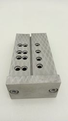 62825_1.jpg 62825_1.jpg