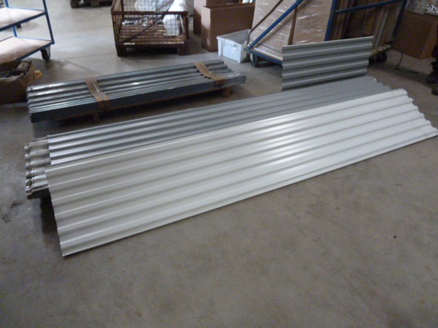 Trapezblech / Wellenblech / Metalldachpfanne Weiß 2,80m x 52cm