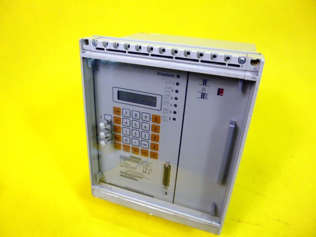Siemens 7SD5035-4CA11-0CA0/EE Leitungsdifferentialschutz 7SD5035-4CA11 0CA0/EE