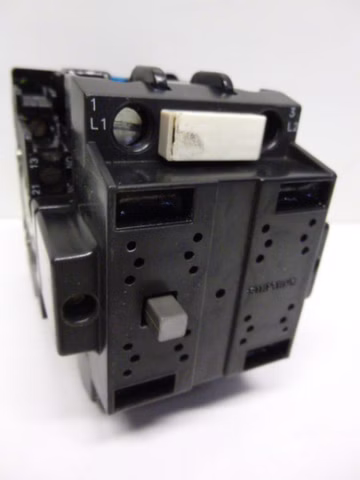 Siemens 3TC44 17-0B Schütz Kontaktor