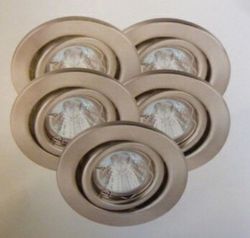 8743-Bonus-Halogen-Einbauleuchtenset-schwenkbar-Dimm.jpg 8743-Bonus-Halogen-Einbauleuchtenset-schwenkbar-Dimm.jpg
