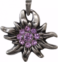 Close-up of the German Wear Traditional Edelweiss Necklace buckle, showing high-quality lobster clasp and satin/chiffon ribbons, easy to wear, perfect for Oktoberfest and Bavarian costume jewelry.