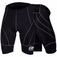 Herren-Leicht-Radshorts in kräftigem Schwarz, Vorder- und Rückansicht. Aus 100 % Elastan gefertigt, mit Lederpolster für überlegenen Komfort und Langlebigkeit. Mit nahtloser Konstruktion für optimale Passform entwickelt.