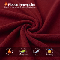 Nahaufnahme des Innenbereichs einer weinrot Trainingsjacke mit sichtbarer Fleece-Futterstruktur.