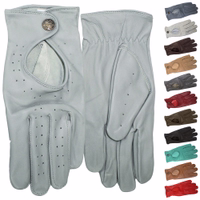 Steigern Sie Ihren Stil mit den German Wear Trendy Driving Handschuhen aus Lammleder für Damen. Hergestellt aus echtem Lamm-Nappaleder, mit Retro-Look, Druckknopfverschluss und perforierten Fingern. Erhältlich in 8 Farben. Kostenlose Lieferung am nächsten 