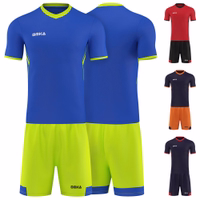 Blaues OMKA 2-teiliges Sporttrikot- und Shorts-Set, atmungsaktive Sportbekleidung aus Polyester für Herren, geeignet für Fitness, Fußball und Mannschaftstraining.