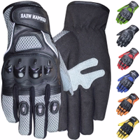 Front- & Rückansicht der grauen Motocross Sommerhandschuhe. Gefertigt aus hochwertigem Textil mit Ledereinsätzen, Knöchelschutz und verstellbarem Handgelenk für Komfort. Kostenlose Lieferung am nächsten Werktag.