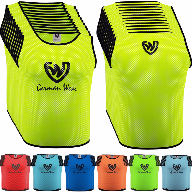 German Wear 12er-Pack Fußballtrikots Vorder- und Rückansicht der German Wear 12er-Pack Fußball-Westen in Rot aus atmungsaktivem Dual-Mesh-Polyester. Leicht, strapazierfähig und ideal für Fußball-, Basketball-, Handball- und Rugbytraining. Jetzt kaufen!