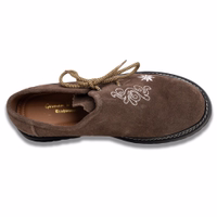 Handgefertigte braune Haferlschuhe mit seitlicher Schnürung und Blockabsatz. Diese German Wear Schuhe haben weiches Innenleder und sind passend zu Lederhosen. Innen mit „German Wear“ gekennzeichnet.