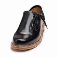 Front view of Bavarian traditional shoes with a short shaft and elegant design. Made from durable cowhide leather, these shoes feature a smooth finish, a secure shoelace closure, and a comfortable 100% smooth cotton lining.