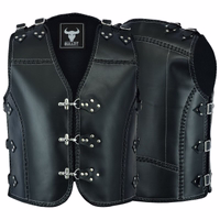 Erlebe die Straße mit einer Heavy-Duty Bikerweste in Topqualität. Gefertigt aus Premium-Rindsleder, robust & luxuriös zugleich. Mit praktischem Karabiner-Frontverschluss & vielen Taschen – ein Must-have für echte Biker. Kostenlose Lieferung am nächsten Tag