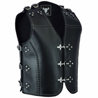 Fahre mit Selbstvertrauen in der Motorradweste für Herren GW695. Aus weichem Premium-Rindsleder gefertigt, vereint sie Qualität & Stil. Für höchsten Komfort mit hochwertigem Baumwoll-Denimfutter ausgestattet. Weltweit kostenlose Rückgabe.