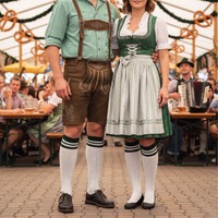 3-Lifestyle-1721086264-GW251-Trachtensocken--Bayerische-Trachtensocken--Bayerische-Trachtensocken-in-2-Farben-Naturgruen-und-Graugruen--Trachtensocken-stricken--Deutsche-Trachtensock.jpg