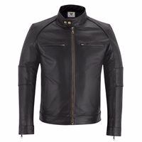 Herren Lederjacke Dunkelbraun Vorderansicht einer schwarzen Premium Lederjacke aus Lammnappa, mit offenem Frontreißverschluss und dem GermanWear Logo zeigen.