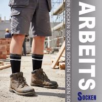 12er-Pack weiße Arbeitssocken Weiche Komfortsocken Nahaufnahme einer schwarzen Arbeitssocke, Text 'Arbeits Socken' wiederholt sichtbar, Socke flach liegend