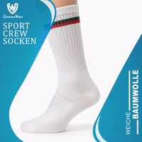 Germanwear label auf sport crew socken aus baumwolle, geeignet für training, fitness und laufen