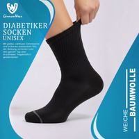 Nahaufnahme einer Diabetikersocke, Socke flach liegend, deutscher Text auf der Socke sichtbar