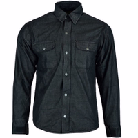 Das schwarze Herren-Motorradshirt verfügt über ein robustes Lumberjack-Design mit integrierten Armprotektoren. Es zeigt eine elegante Frontansicht, Reißverschluss und mehrere Taschen, darunter geräumige Fronttaschen.