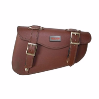 Rechte Ansicht der Motorcycle Saddlebag – Solo Motorrad Tasche, BULLDT Motorrad Seitentasche aus braunem Leder, handgefertigt, Premiumqualität für kurze und lange Touren. Jetzt sichern für die perfekte Fahrt.
