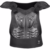 BULLDT Titan Motorrad-Schutzweste Vorderansicht der BULLDT Titan Motorrad Schutzweste in Schwarz mit gepolstertem Kragen Stretch Mesh Basis und verstellbaren Klettverschlüssen für sicheren Sitz flexible Anpassung und professionellen Schutz jetzt erhalten