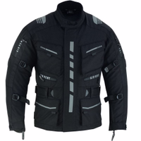 Herren-Motorradjacke, Modell BLD325J, Vorderansicht in Schwarz. Gefertigt aus winddichtem Polyestergewebe mit Polyester-Innenfutter. Mit verstellbarem Zweiteilgürtel und Reflektoren für erhöhte Sichtbarkeit, inklusive 3M Scotchlite-Reflektoren an den Säume