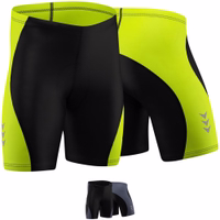 Vorder- und Rückansicht der grünen Herren-Radshorts: weiches, atmungsaktives Coolmax-Gewebe, gepolstert für Komfort, nahtloses Design und elastischer Bund. Diese leistungsstarken Biker-Shorts sind stilvoll und langlebig gefertigt und spiegeln die Qualität 