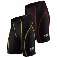 Vorderansicht der Radhose in allen verfügbaren Farben, atmungsaktives Lycra, Coolmax-Polsterung, ergonomische nahtlose Passform, leicht, elastisch und feuchtigkeitstransportierend für ganztägige Fahrten.